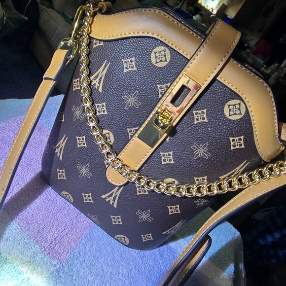 Fashion Floral Monogram Small Crossbody Bag - Picture 2 of 11